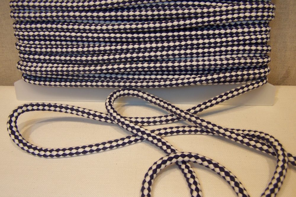 Cordelette marine et blanche
