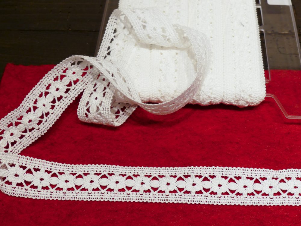 Dentelle entre-deux coton