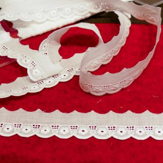 Dentelle broderie anglaise