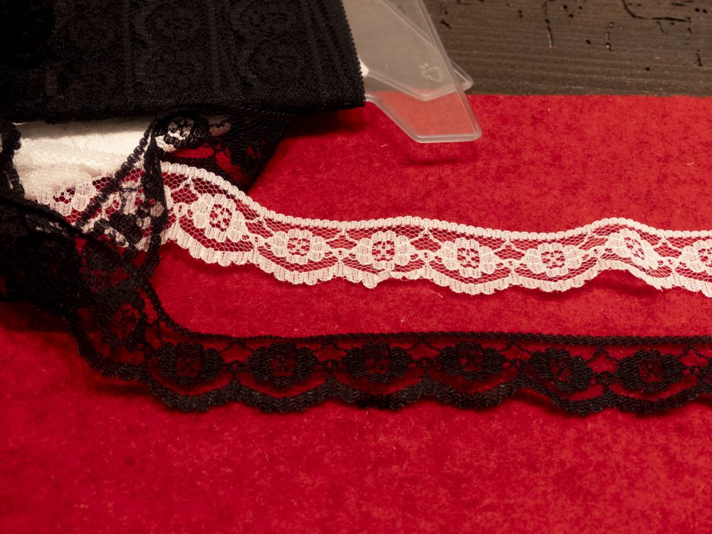 Dentelle fine