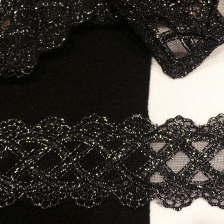 Dentelle noire et argent
