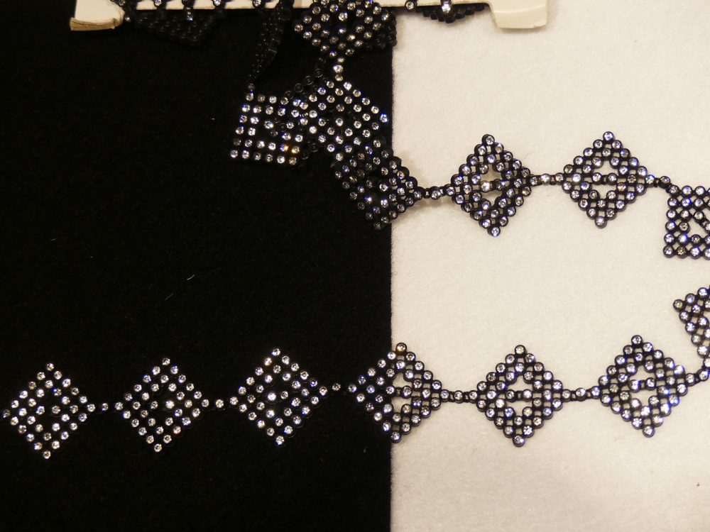 Galon losange strass