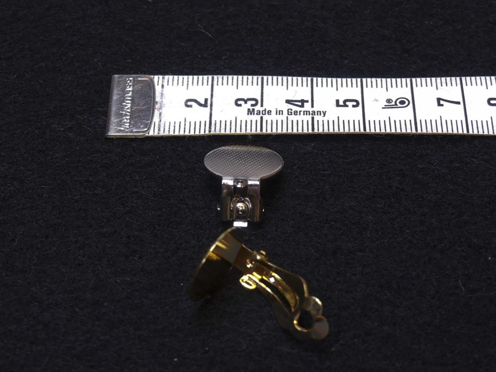 Support boucle d&rsquo;oreille