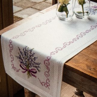 Chemin de table lavande