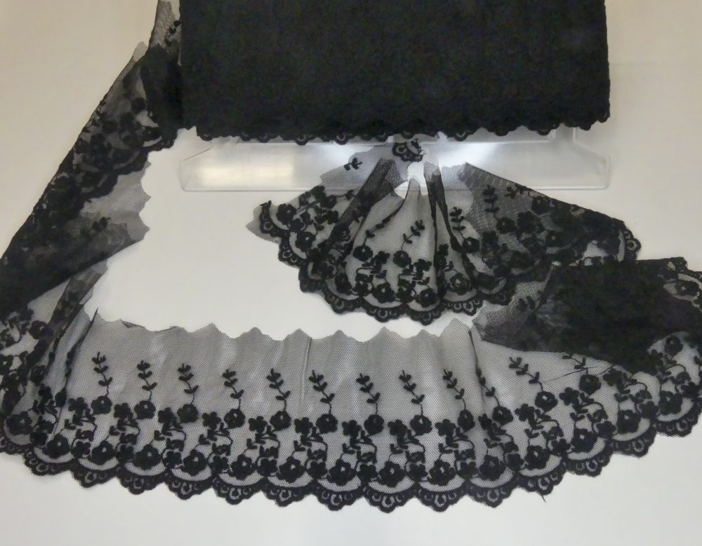 Dentelle fine