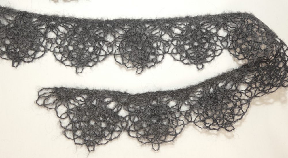 Dentelle laine grise