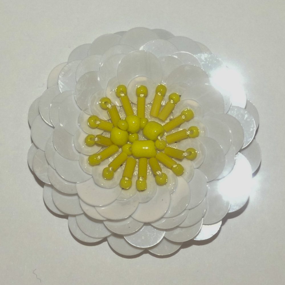 Écusson fleur paillette