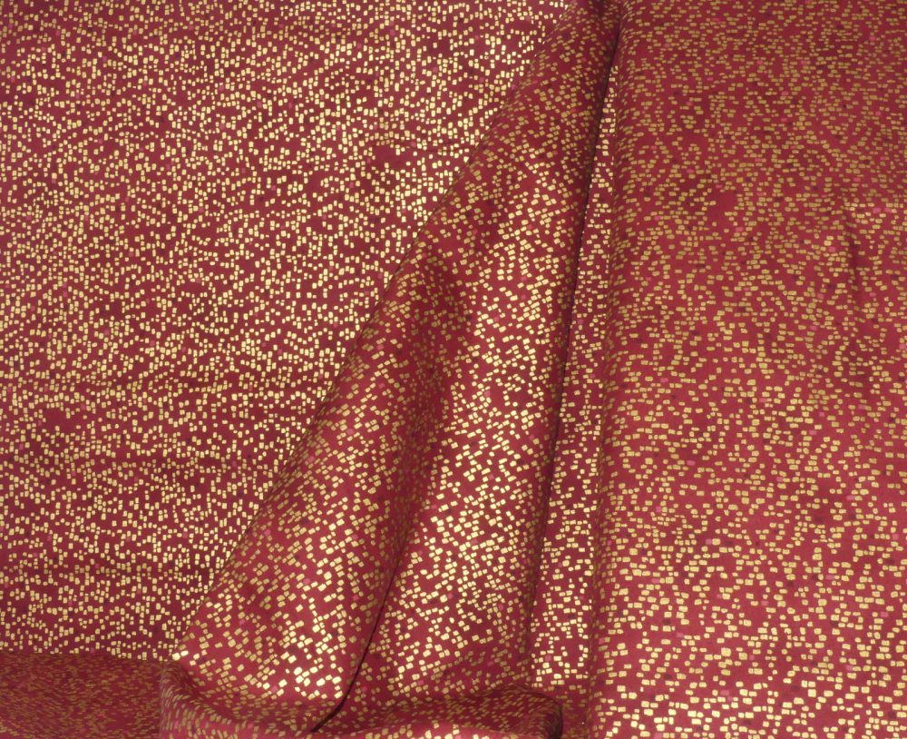 Tissu point or fond bordeaux