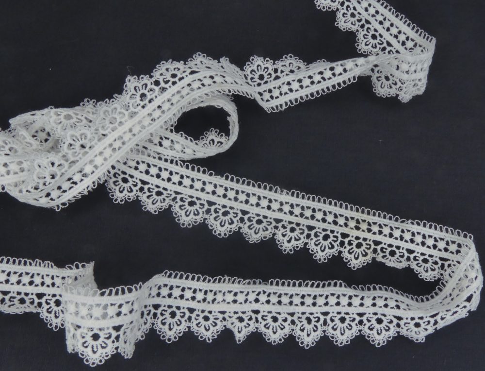 Dentelle blanche