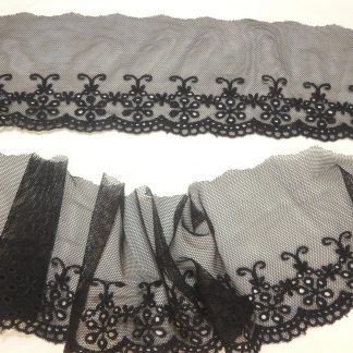 Dentelle fine noire
