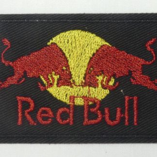 Écusson noir et rouge