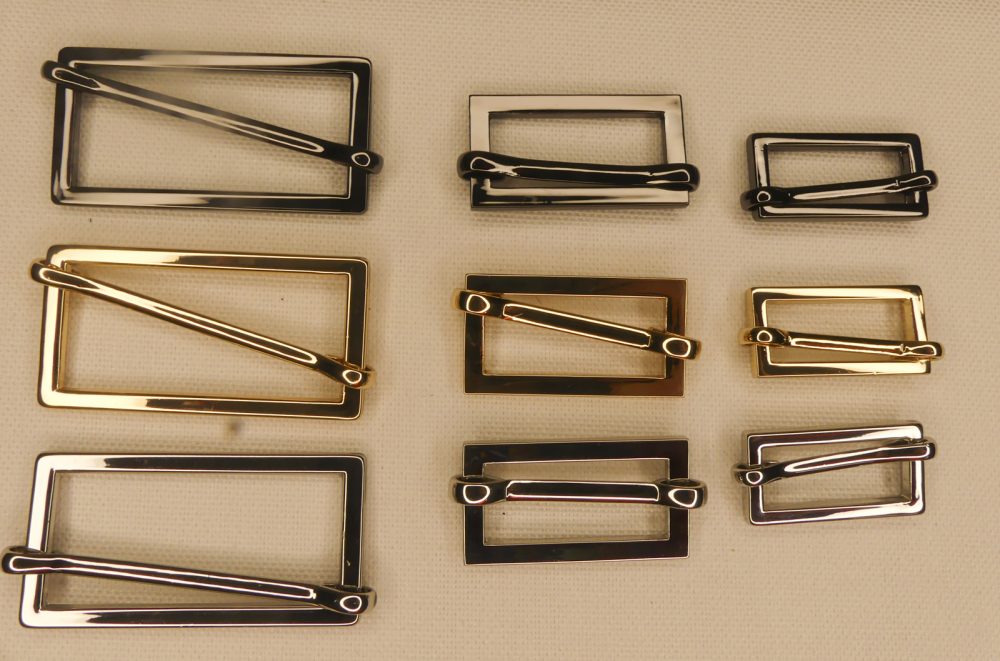 Boucle de serrage métal