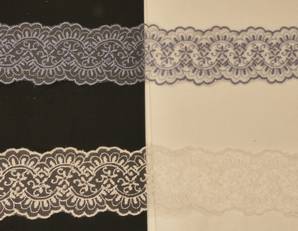 Dentelle entre deux