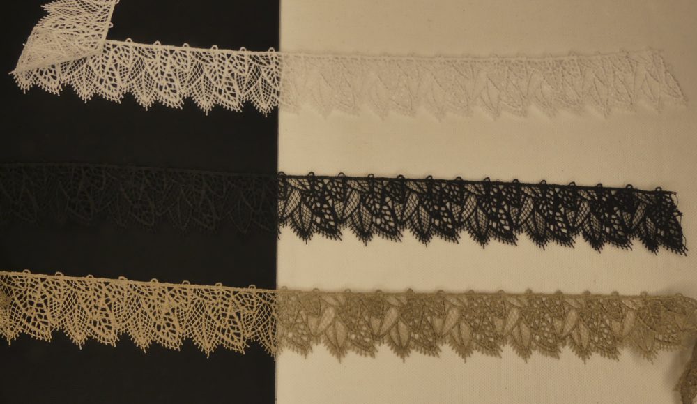 Dentelle fine feuille