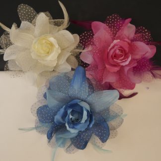 Broche fleur et plume