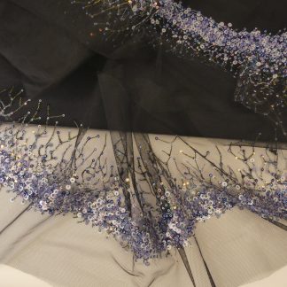 Paillettes sur tulle