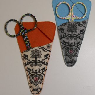 Ciseaux à broder avec étui