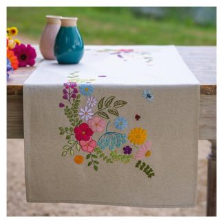 Chemin de table printemps joyeux