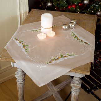 Nappe village hivernal dans la neige