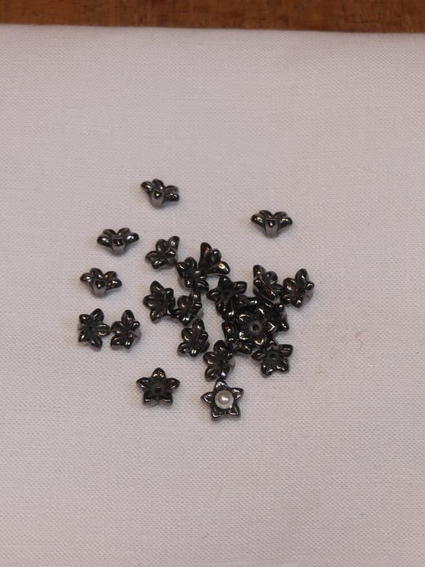 Perle fleur gris anthracite