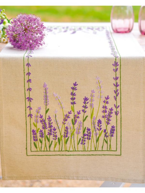 Chemin de table lavande