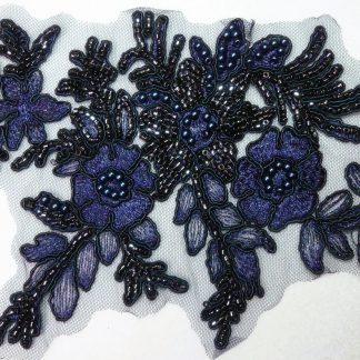 Écusson fleurs brodées