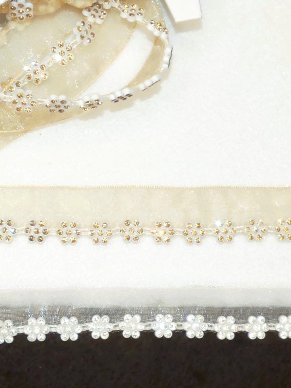 Galon strass fleur