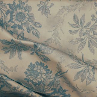 Tissu motif fleurs bleues