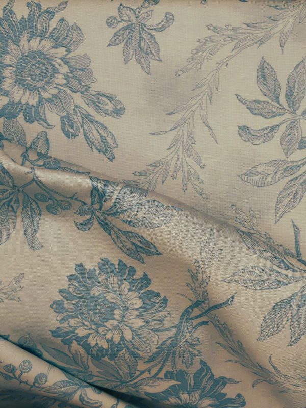 Tissu motif fleurs bleues