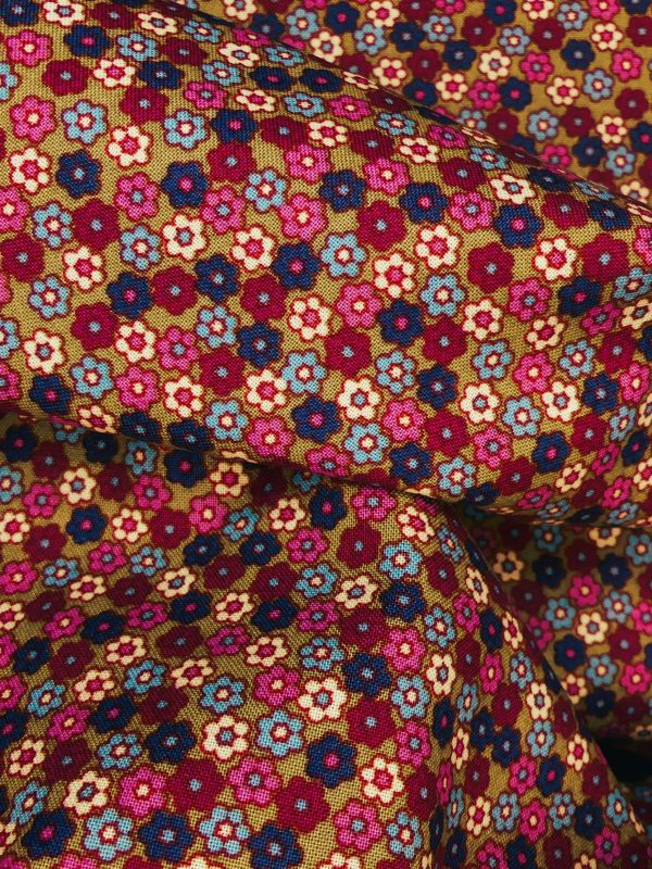 Tissu motif petites fleurs