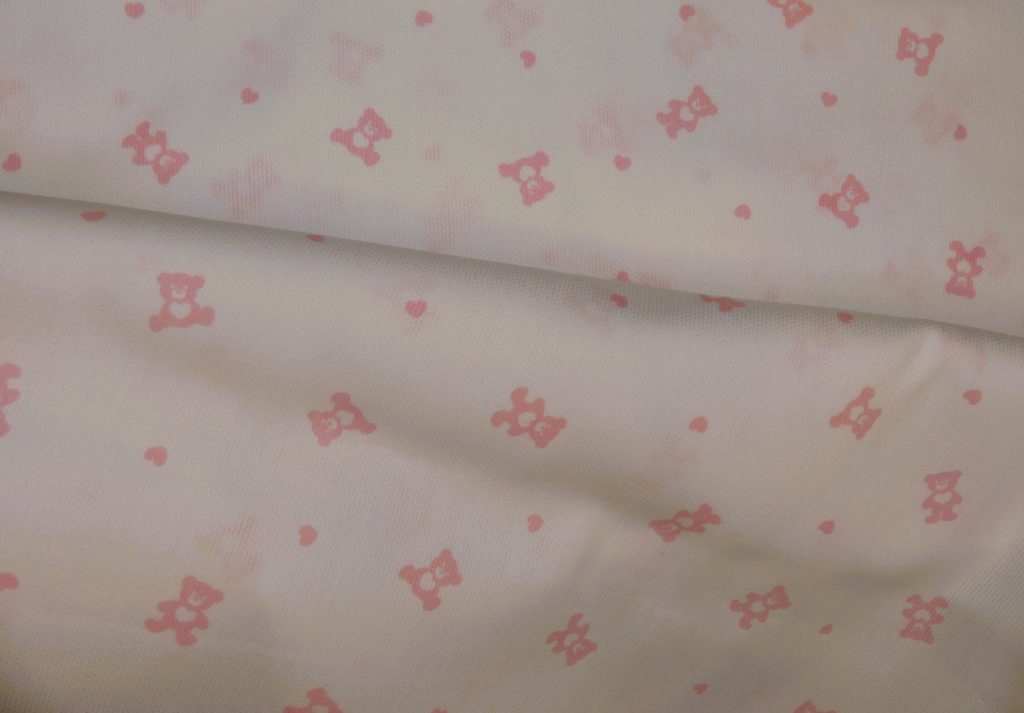Tissu motif ours rose