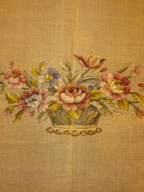 Tapisserie Tramé panier de fleurs