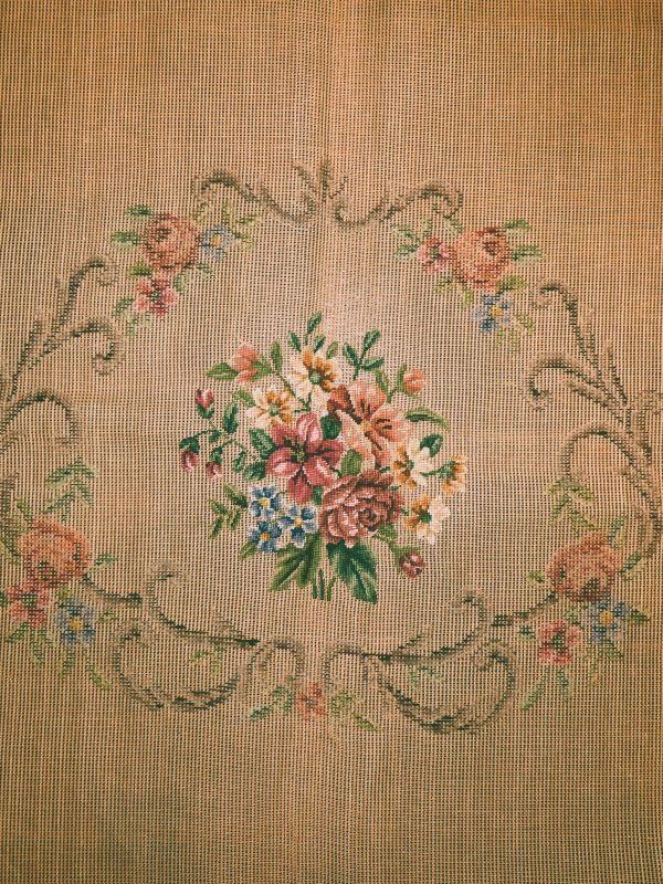 Tapisserie Tramé bouquet de fleurs