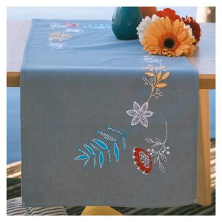 Chemin de table Fleurs et brindilles