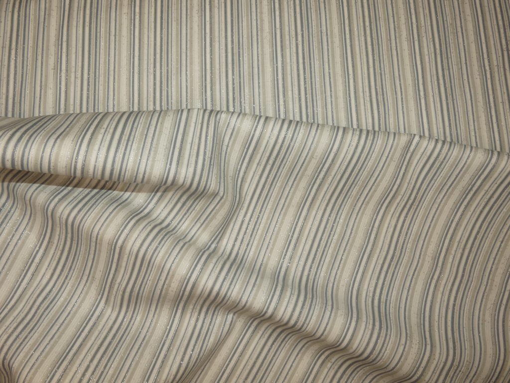 Tissu rayure argentée