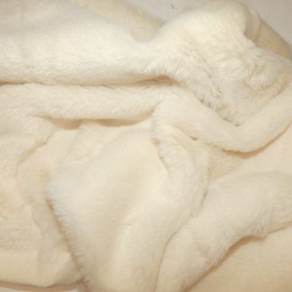Fausse fourrure blanche