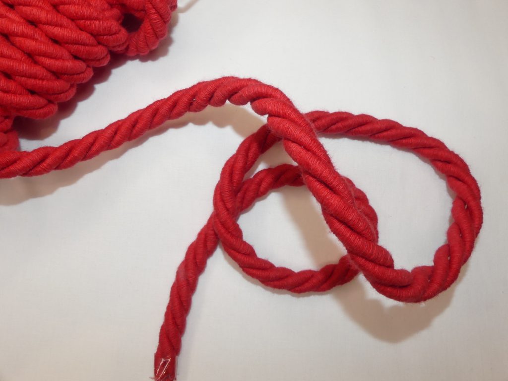 Cordelette rouge
