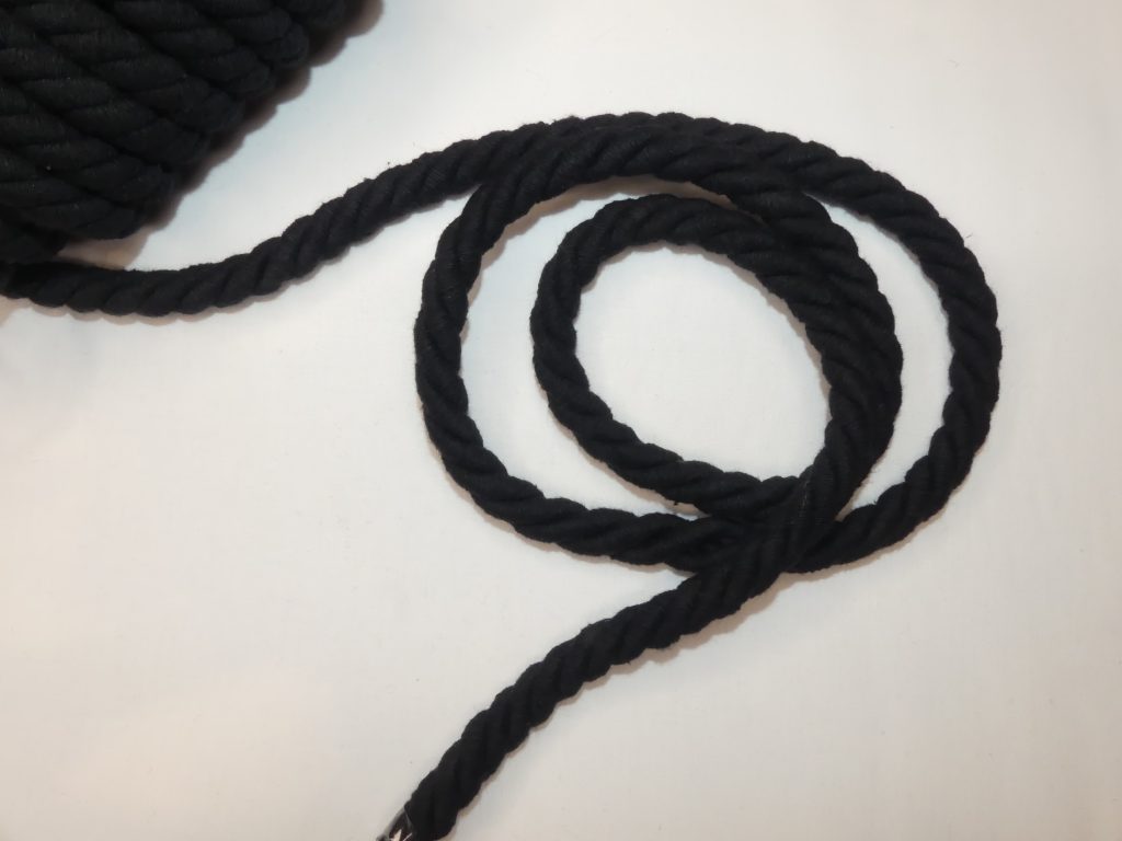 Cordelette noir